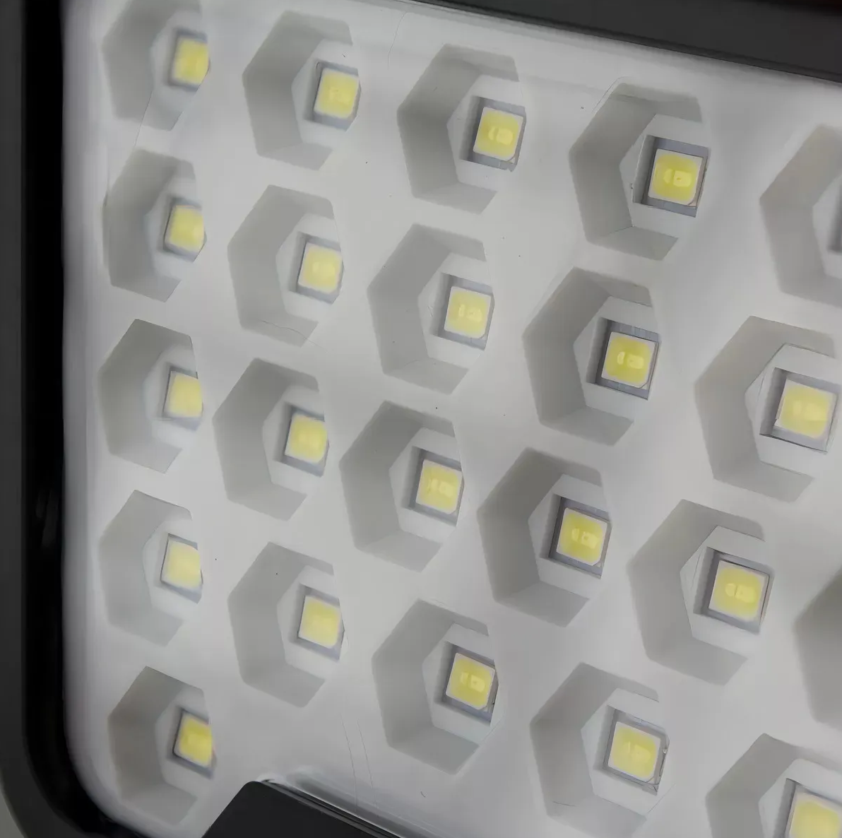 Estaca Led Luz Solar Fria 5w Lampara Exterior